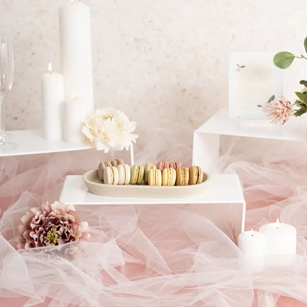 Acrylic Riser Rectangle Set 3 5mm White (20cmWx45cmLx18cmH)