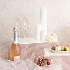 Acrylic Riser Rectangle Set 3 5mm White (20cmWx45cmLx18cmH)