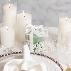 Acrylic Single Rose Display Bomboniere Box (9x9x9Hcm)