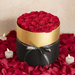 Amore Forever Rose x20 Head in Black Hat Box Red (23x26cmH)