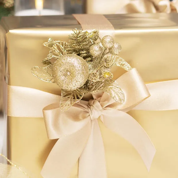 Apple Berries & Pinecone Christmas Pick Gold (26cmH)