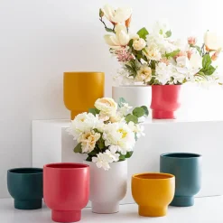 Ceramic Buffalo Pot Planter Matte White (16cmx19cmH)