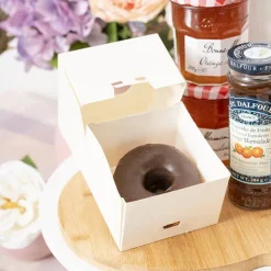 Donut Single Baked Goods Window Box White (99x99x70mmH)