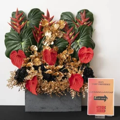 Eucalyptus Short Stem Spray Metallic Gold (35cmH)