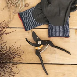 Fiskars Premium Florist and Garden Hardwood Pruner