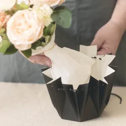 Flower Bouquet Designer Pod Pack 10 Black (13.8x14.4Hcm)