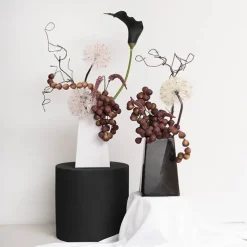 Flower Bouquet Vase POD Small PK5 Black (14x14x22Hcm)