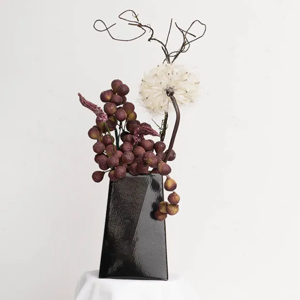 Flower Bouquet Vase POD Small PK5 Black (14x14x22Hcm)