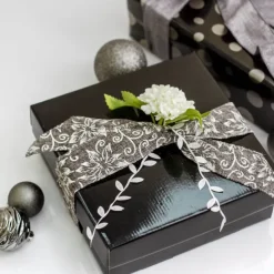 Guelder Ball Bunch x7 Heads White (30cmH)