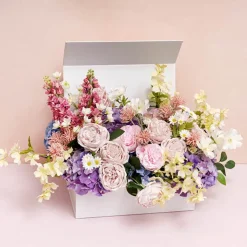 Hamper Gift Box Magnetic Flap Large White (38x26x9.5cmH)