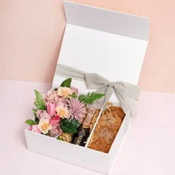 Hamper Gift Box Magnetic Flap Tall Small White (25x20x9cmH)
