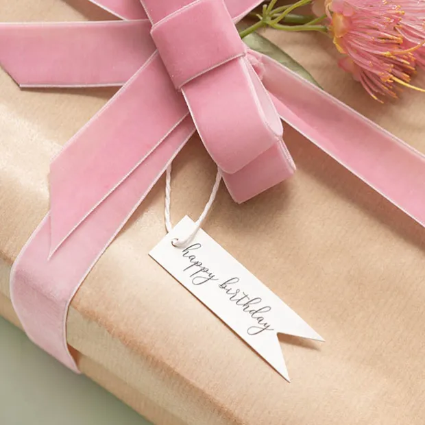 Hanging Gift Tags Happy Birthday Flag White Pk20 (7Lx2W)cm)