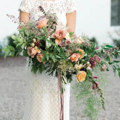 Holly Chapple Bouquet Egg 4" (5Dx10cm) Dark Green