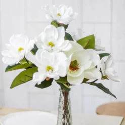 Magnolia Flower Stem White (52cmH)
