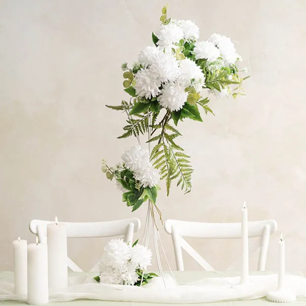 Metal Geometric Centrepiece Flower Stand White (20cmDx66cmH)