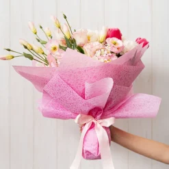 Nonwoven Embossed Wrap Sheets Bark Pink (50x70cm) Pack 50