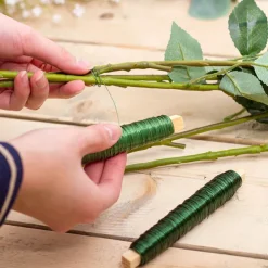Painted Metallic Wire 0.55mmx50m on Stick 100g Green 23ga