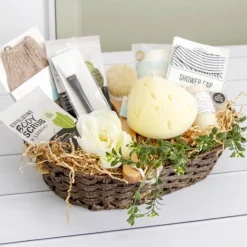 Premium Shredded Paper Filler Crinkle Cut BrownKraft 1kg Bag