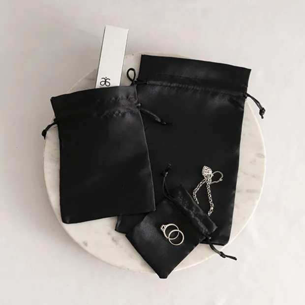 Satin Gift Bag Large Pack 6 Black (15x24HcmH)