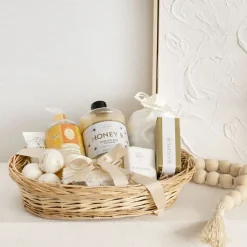 Willow Bread Basket Tray Oval Natural (36x27x8cmH)