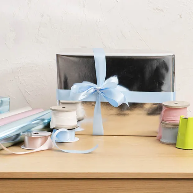 Wrapping Paper Metallic Shimmer Effect Silver (70cmx30m)