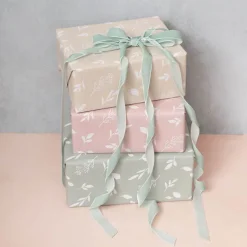 Wrapping Paper Roll Leaf Sprays Print Gloss Ecru (70cmx25m)